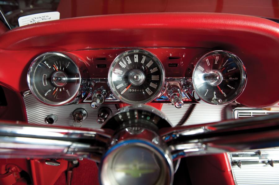  Ford Thunderbird Sports Roadster 1962 года  (фото 19 из 50)